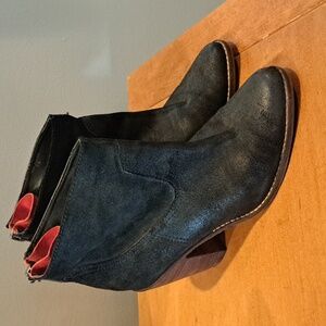 Dolce Vita cowboyish booties size 7.5